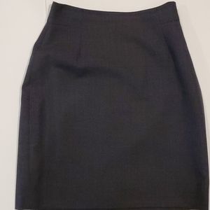 Bebe Womans Skirt Size 6 Charcoal Grey.